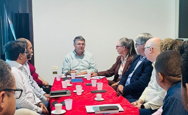 Ribas do Rio Pardo recebe comitiva de Barra do Ribeiro (RS) para troca de experiências sobre implantação de fábrica de celulose