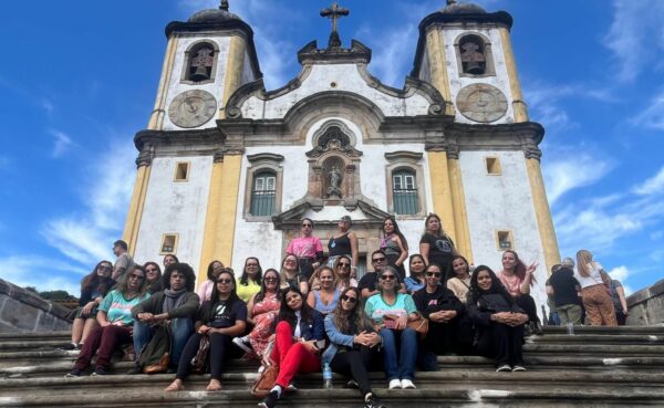 Professores de Arte de Ribas do Rio Pardo vivenciam imersão cultural em cidades históricas de Minas Gerais